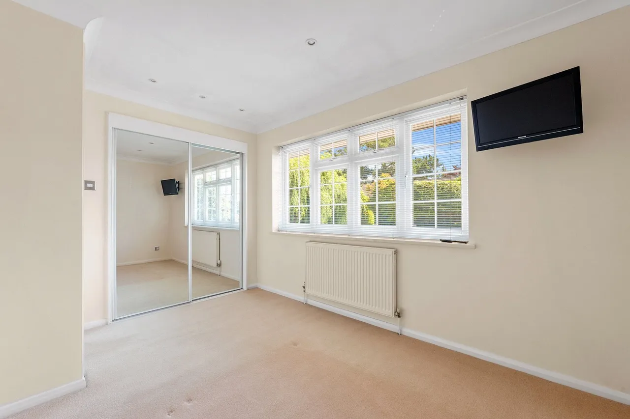 New Lodge Drive, Oxted, RH8, photo 11