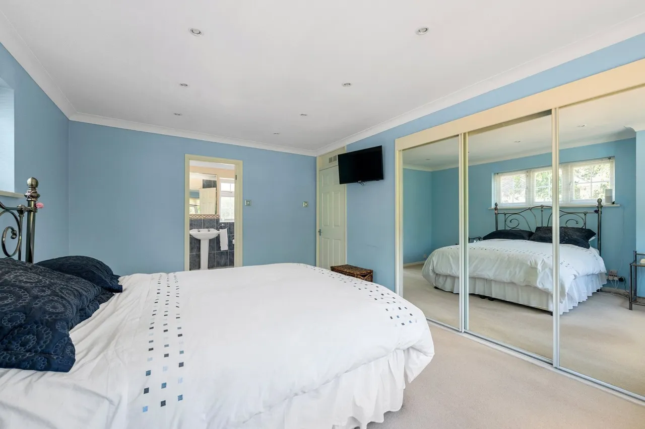 New Lodge Drive, Oxted, RH8, photo 8