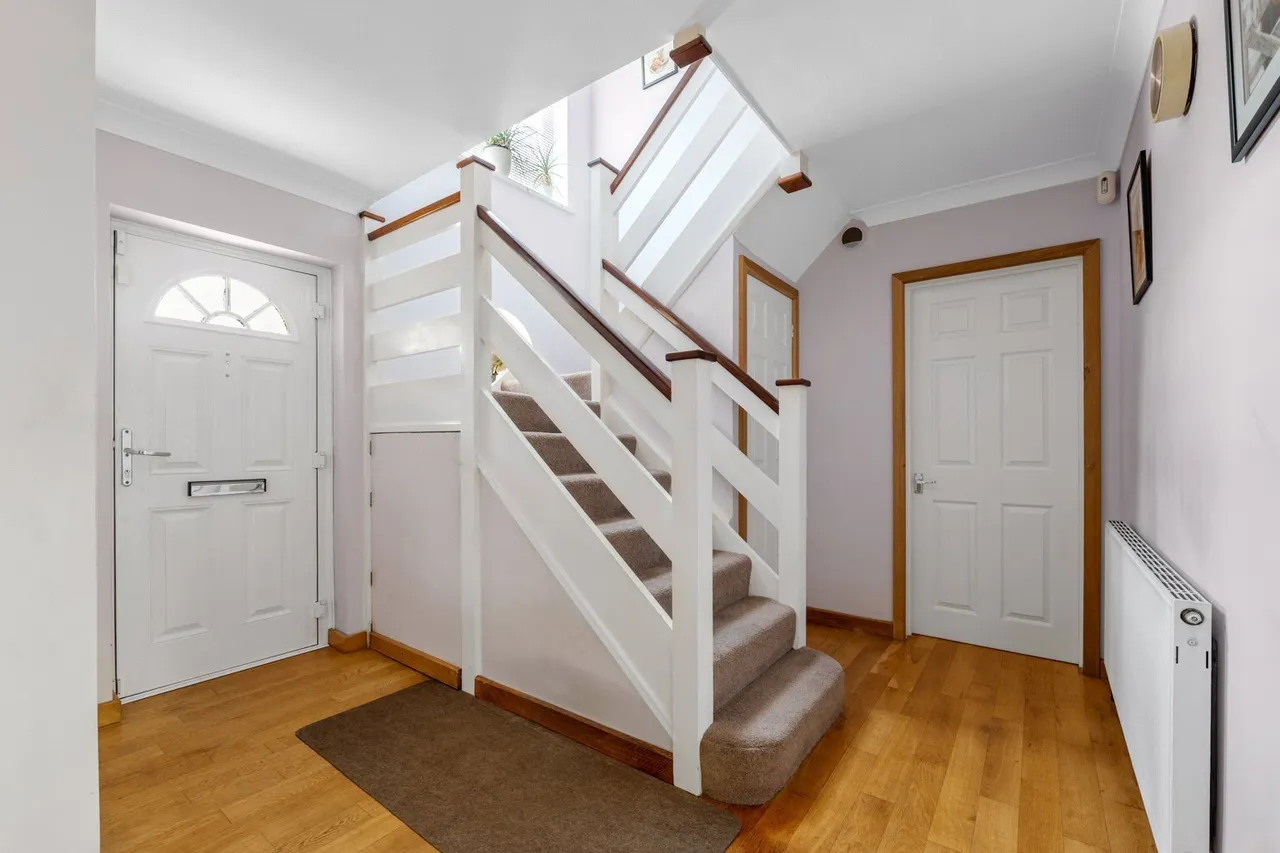 New Lodge Drive, Oxted, RH8, photo 17