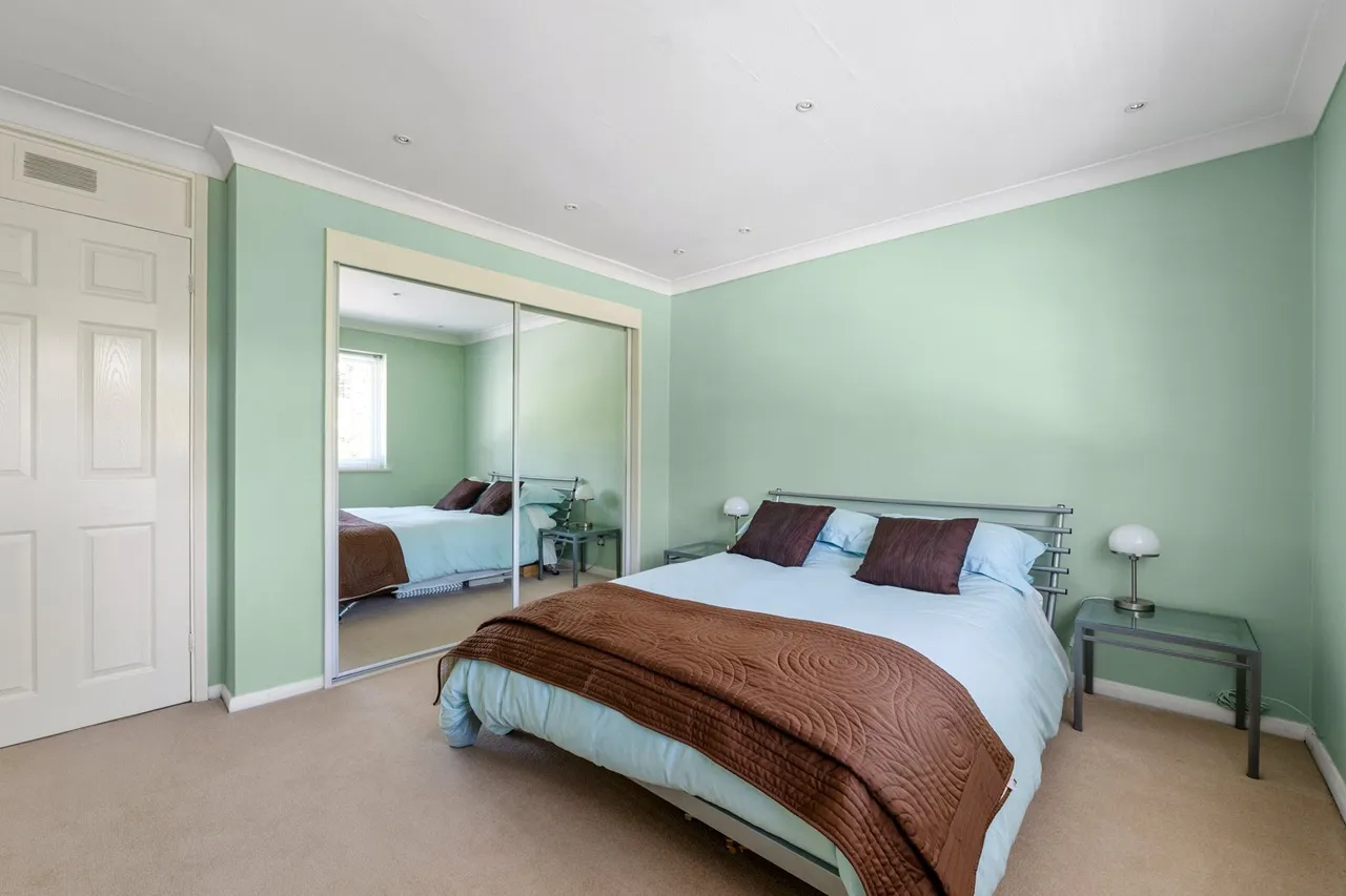 New Lodge Drive, Oxted, RH8, photo 9