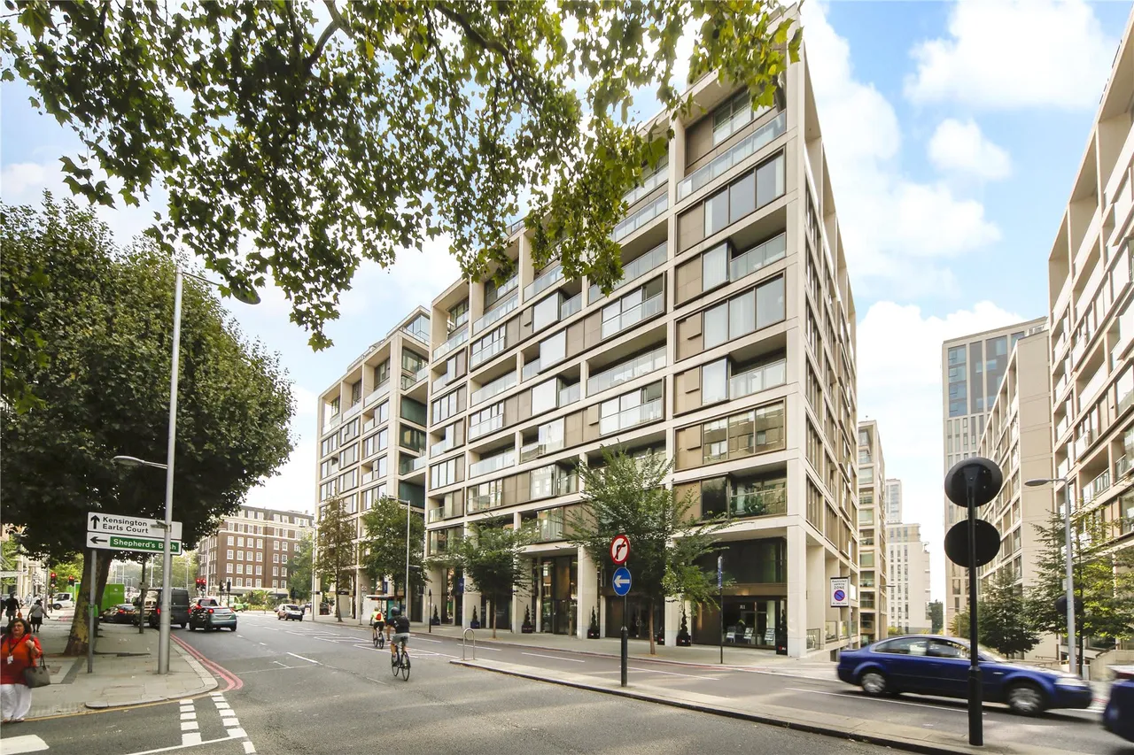 Kensington High Street, London, W14, photo 12