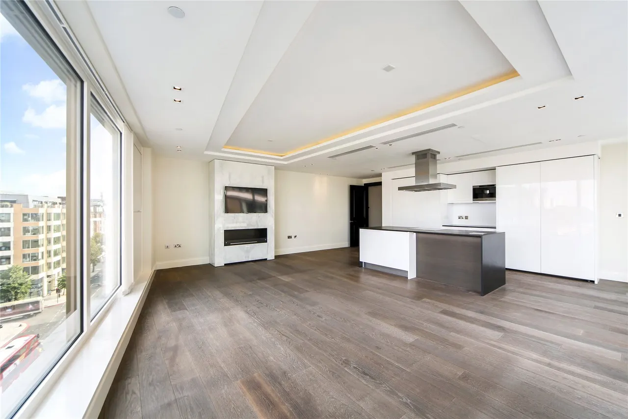 Kensington High Street, London, W14, photo 2