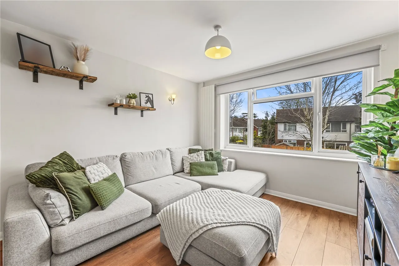 Fairholme Road, Ashford, TW15 2LH, photo 3