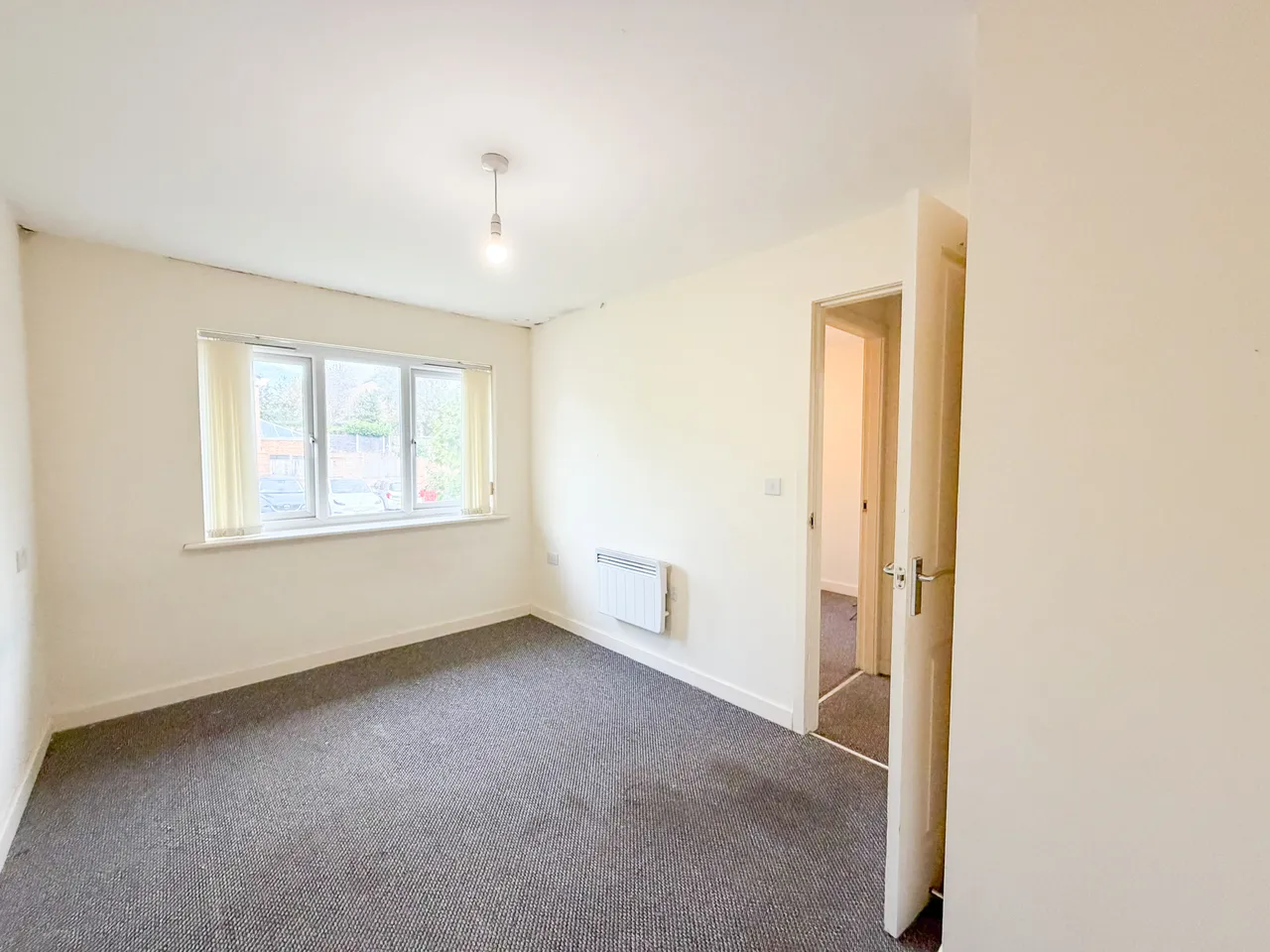 Carrfield, Hyde, SK14, photo 7