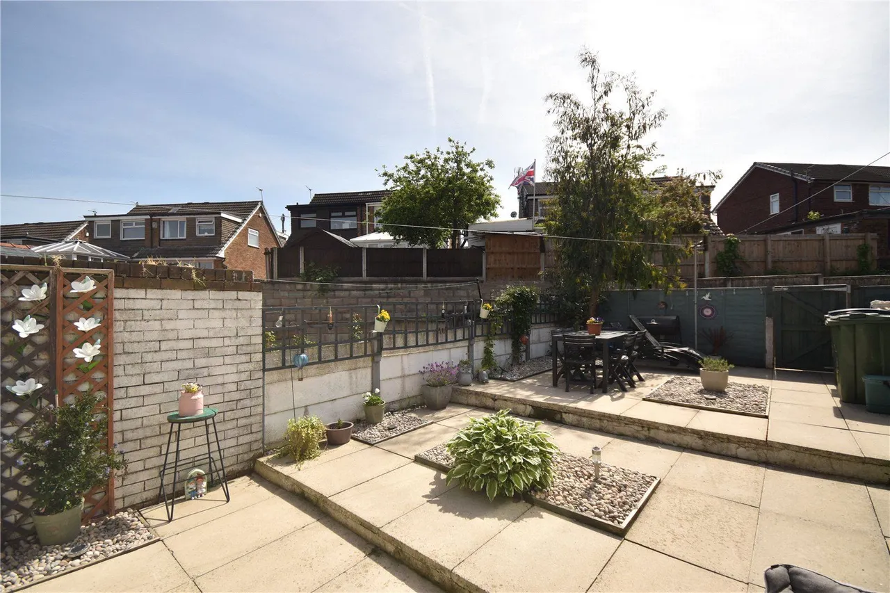 Ashworth Close, Royton, OL2, photo 17