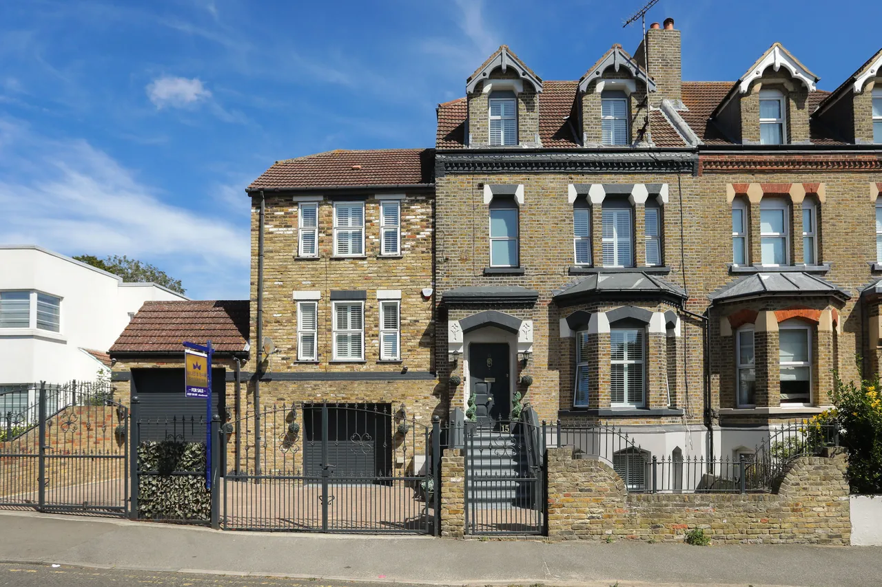 7 bed house for sale, Elms Avenue, Ramsgate, CT11
