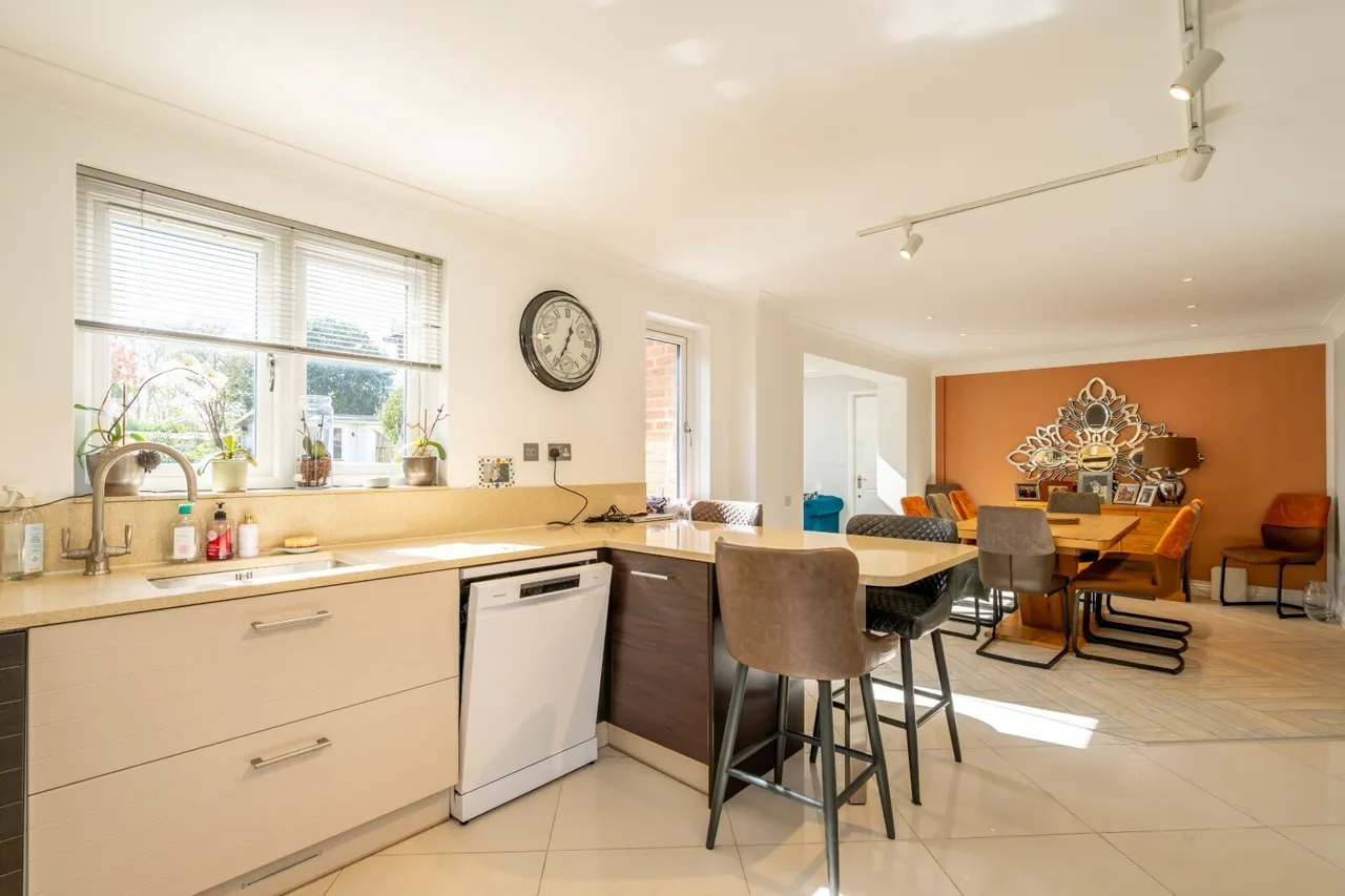 Outerwyke Road, Bognor Regis, photo 10