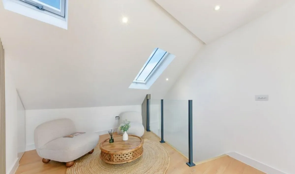 Jephtha Road, London, SW18, photo 6