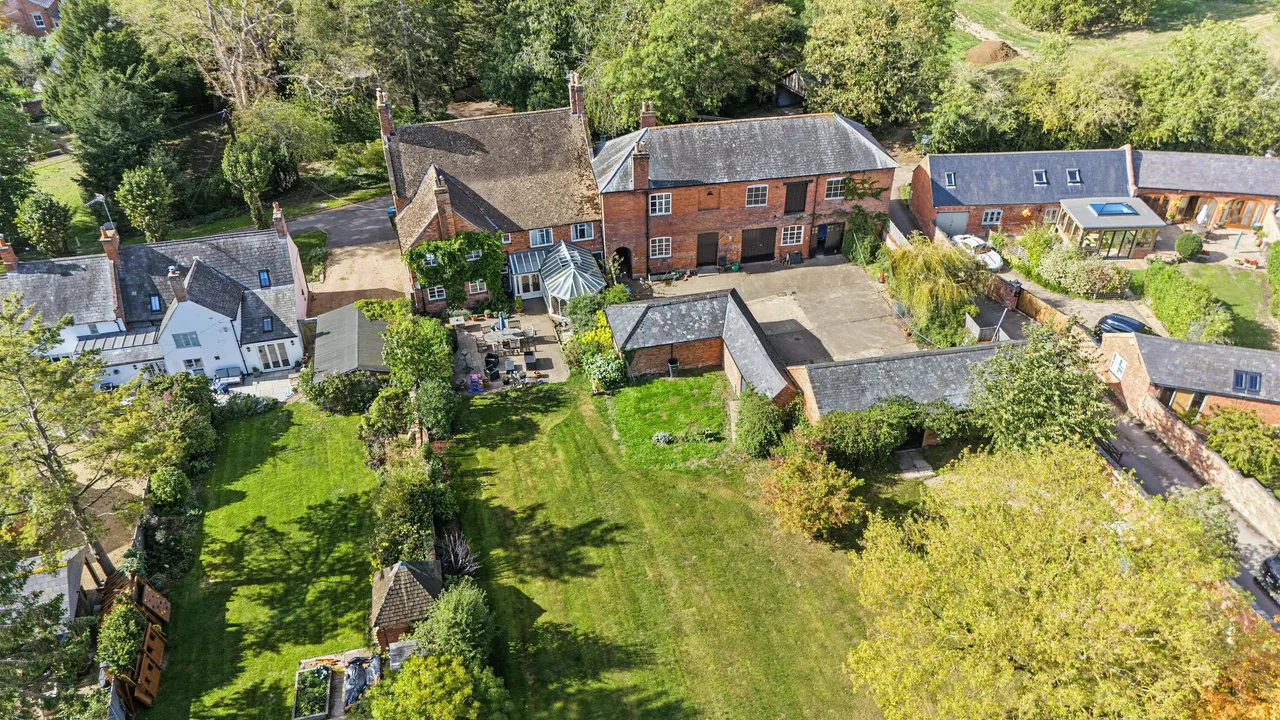 Manor Farm, The Green, LE16, photo 34