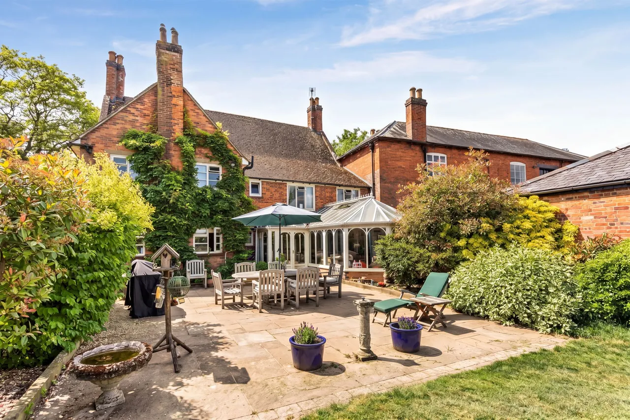 Manor Farm, The Green, LE16, photo 16