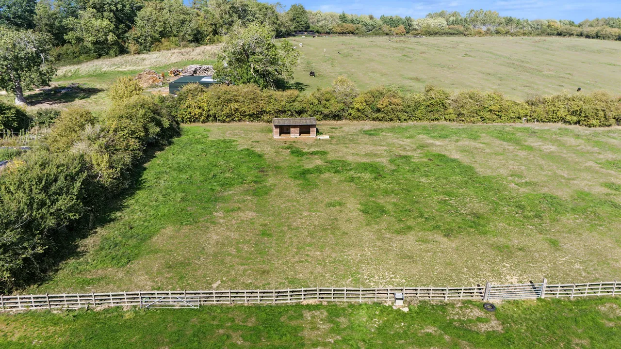 Manor Farm, The Green, LE16, photo 32