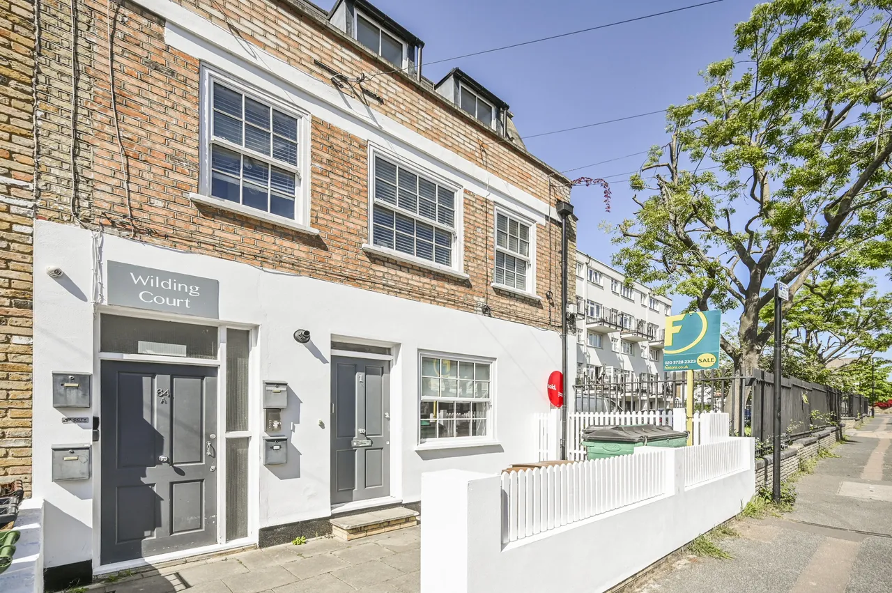 1, Wilding Court 64a, London, photo 2