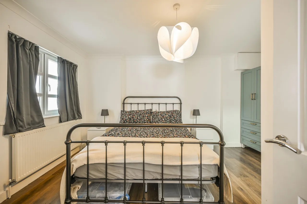 1, Wilding Court 64a, London, photo 8