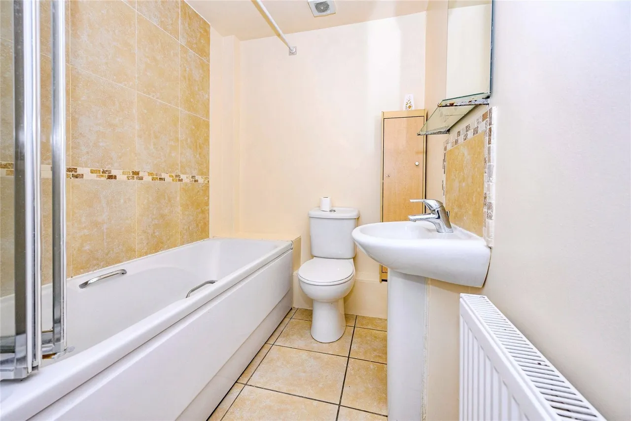 Victoria Street, Dunstable, Bedfordshire, LU6, photo 6