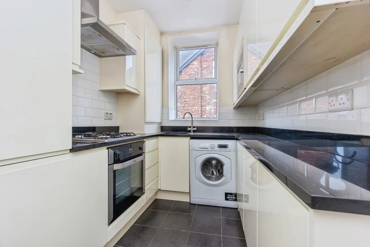 Barlow Moor Road, Chorlton, Manchester, M21, photo 6