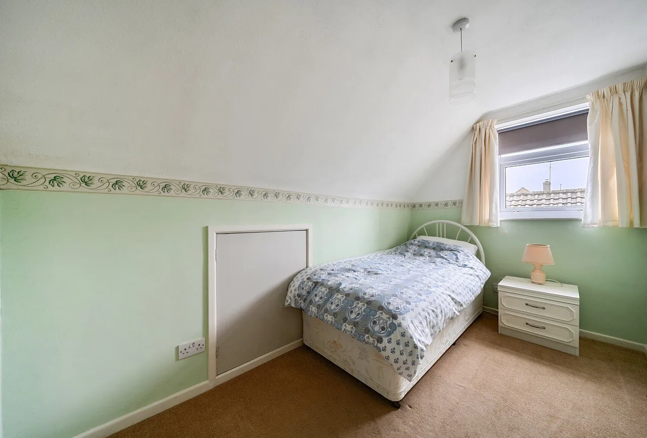 Malleson Road, Gloucestershire, Gotherington, GL52 9ER, photo 11