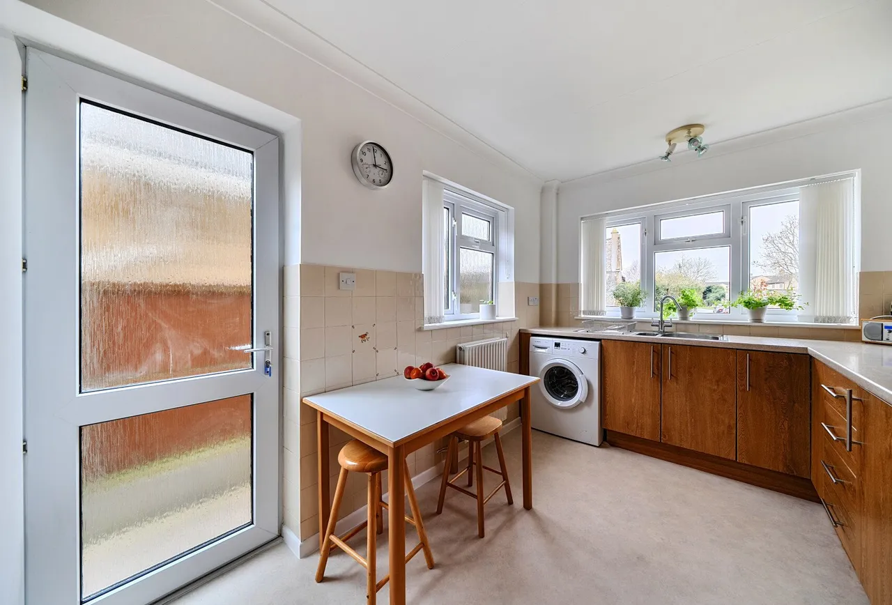 Malleson Road, Gloucestershire, Gotherington, GL52 9ER, photo 12