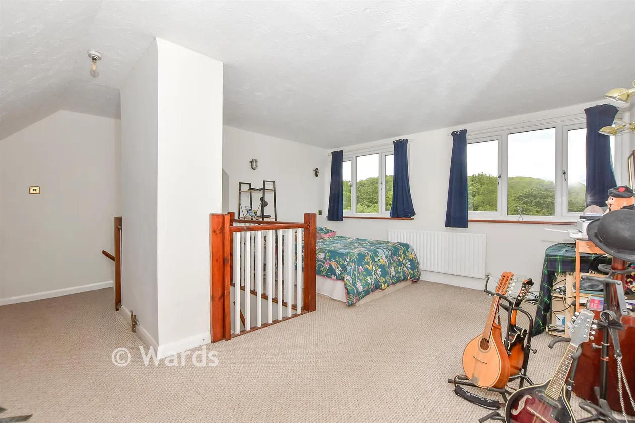 Oliver Crescent, Farningham, DA4, photo 14