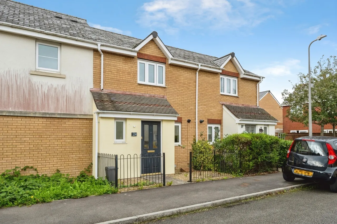 2 bed house for sale, Six Mills Avenue, Gorseinon, SA4
