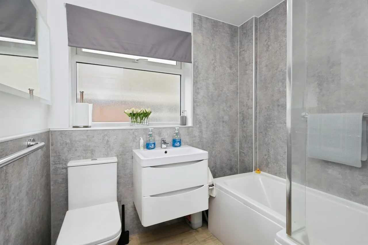 Howlett Drive, Hailsham, BN27, photo 10