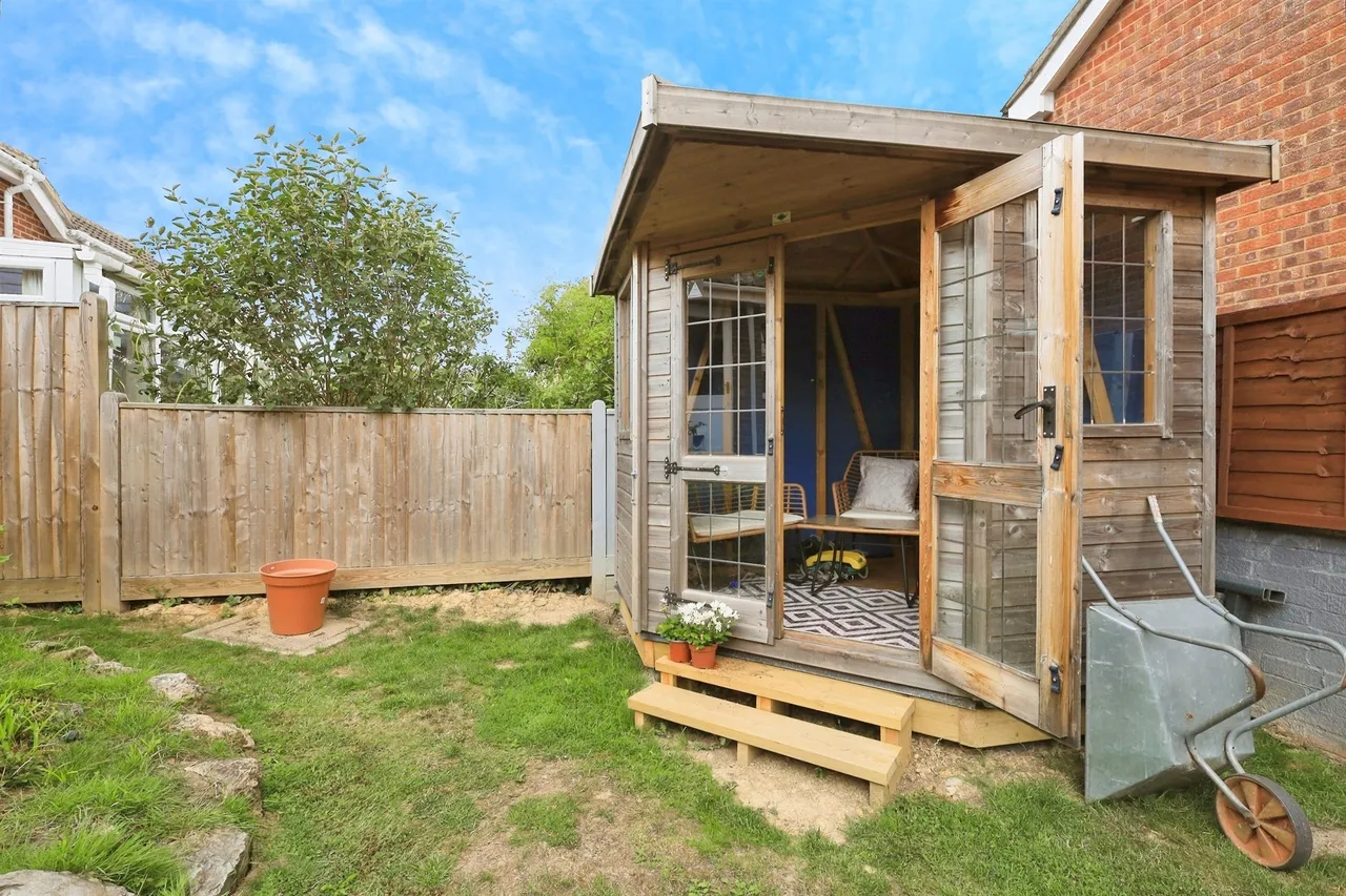 Howlett Drive, Hailsham, BN27, photo 14