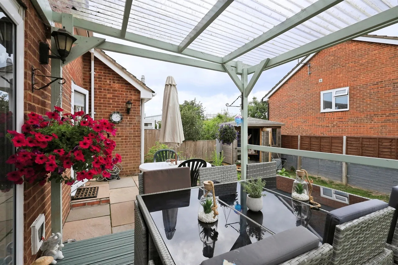 Howlett Drive, Hailsham, BN27, photo 16