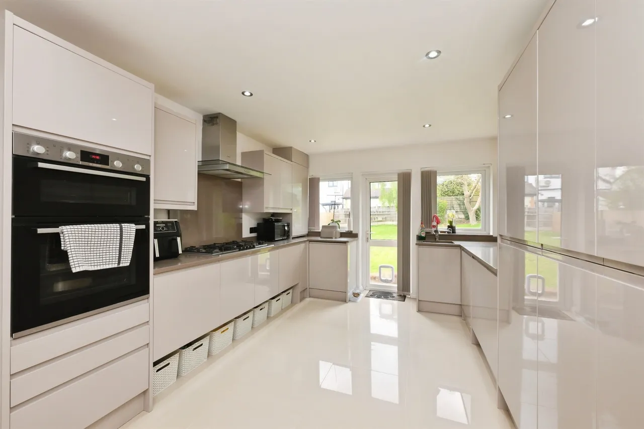 Hamlet Hill, Roydon, Harlow, photo 8