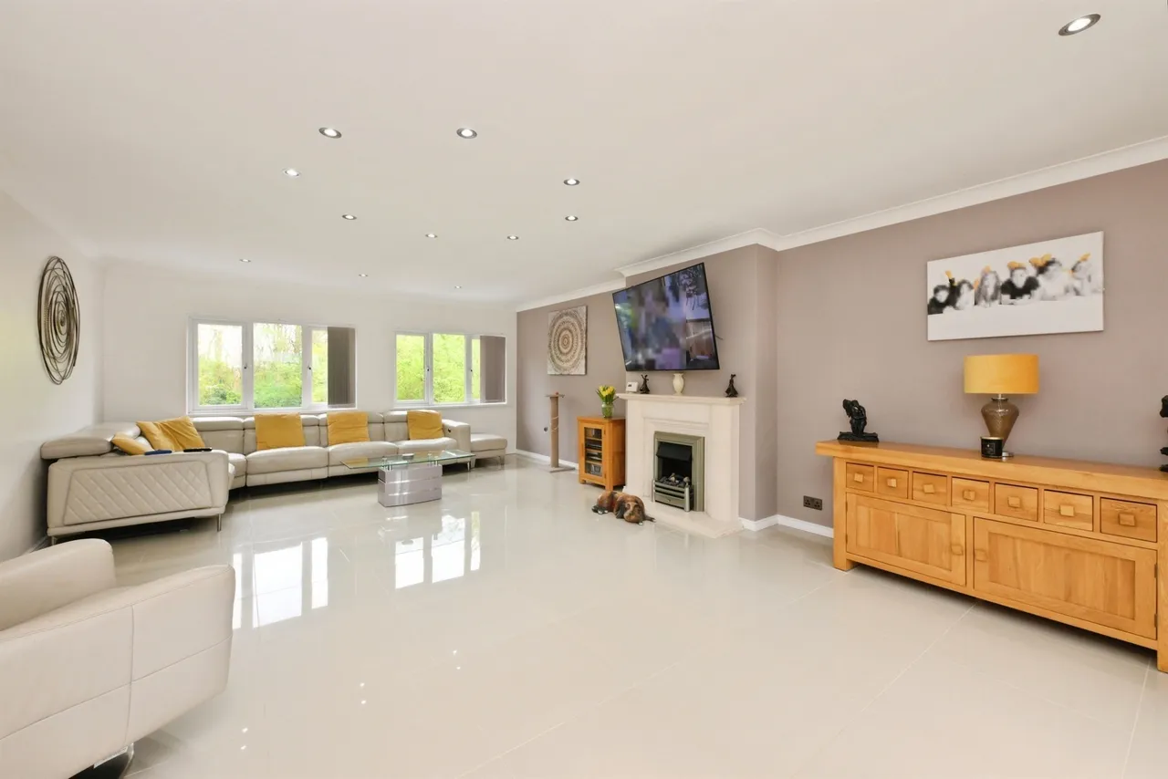 Hamlet Hill, Roydon, Harlow, photo 10