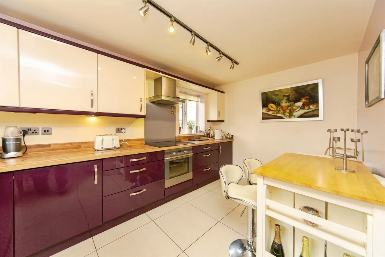 Southfield Road, Little Sutton, Ellesmere Port, photo 8