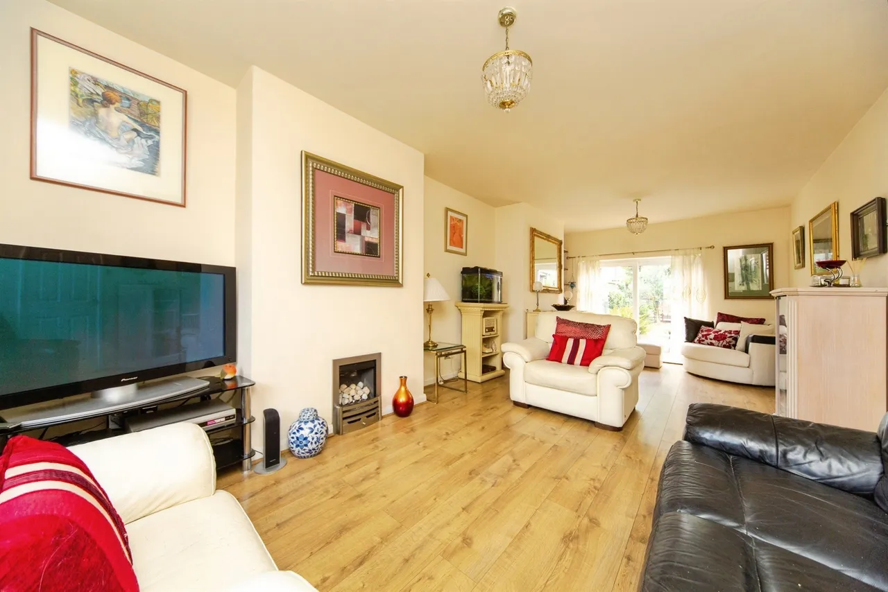Southfield Road, Little Sutton, Ellesmere Port, photo 4