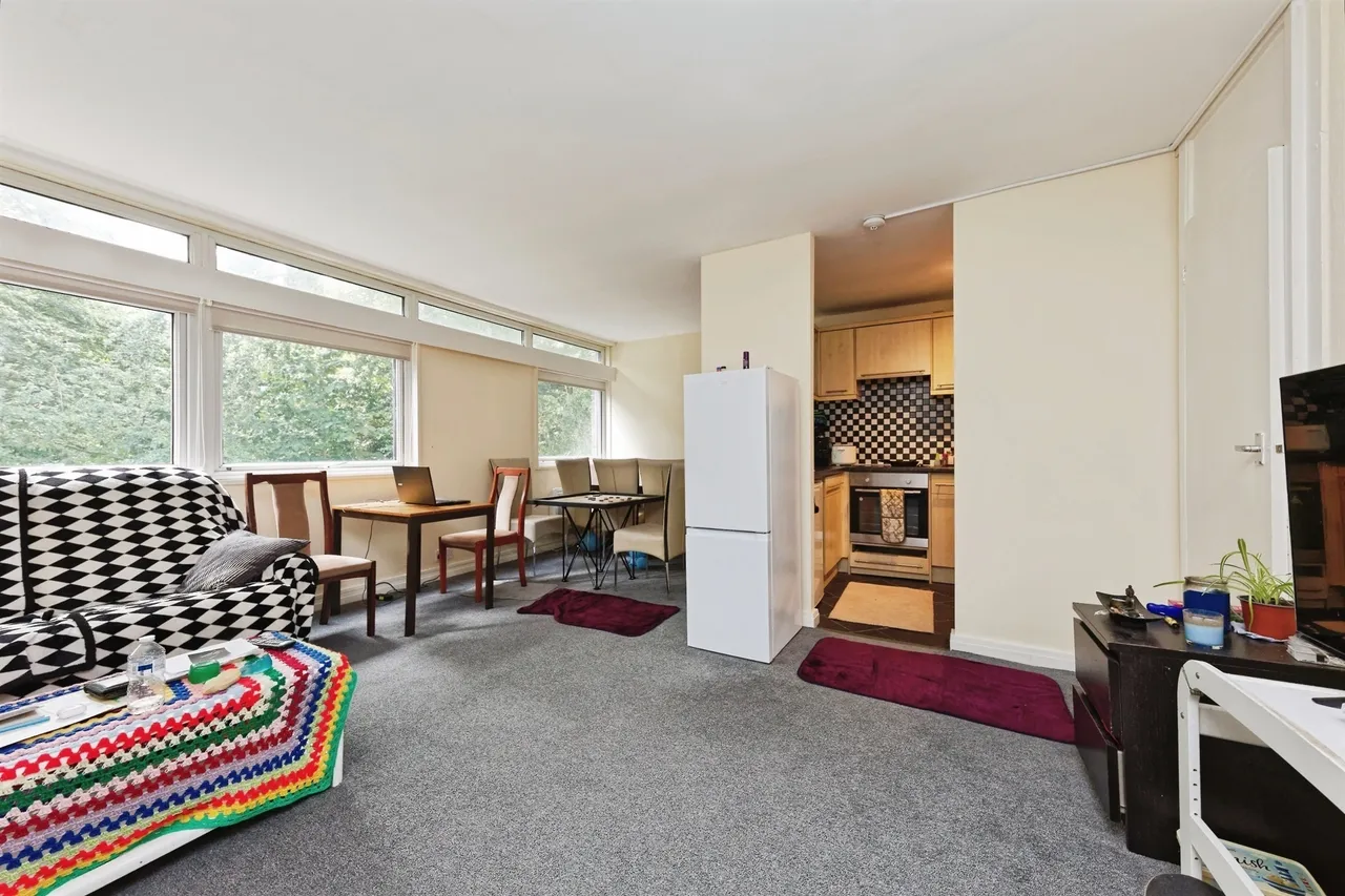 New Dover Road, Canterbury, photo 4