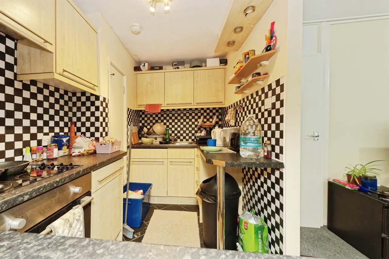 New Dover Road, Canterbury, photo 6