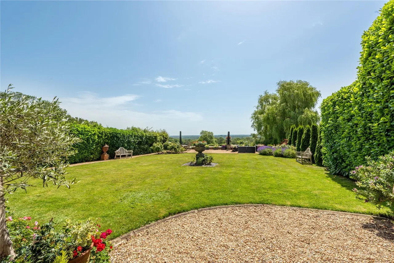 Broome Hall, Coldharbour, RH5, photo 27