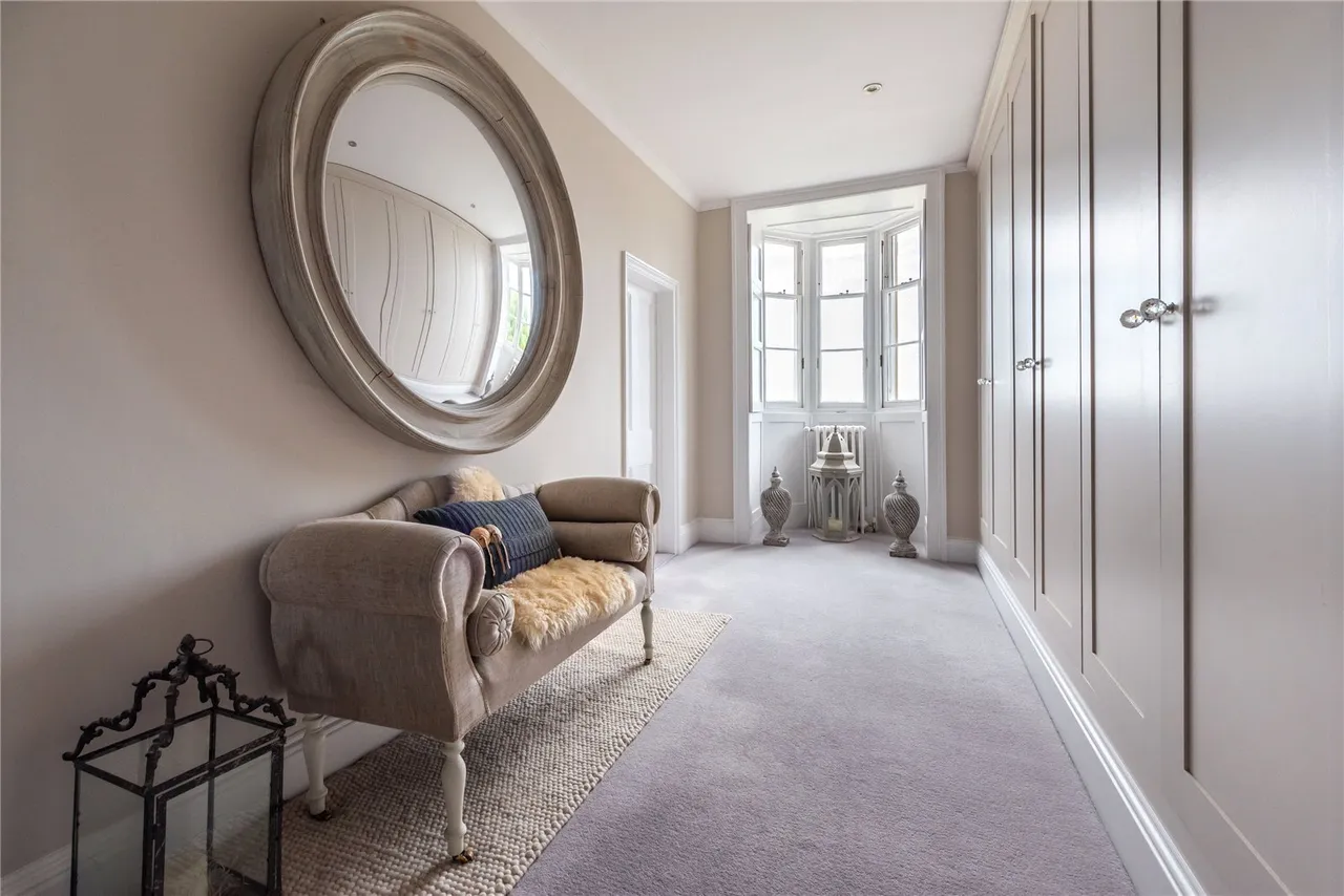 Broome Hall, Coldharbour, RH5, photo 17