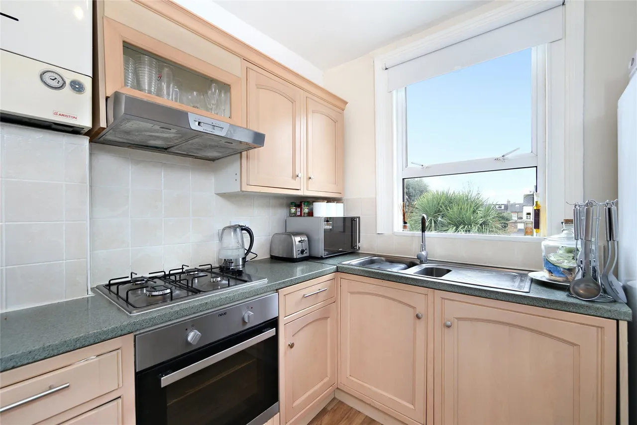 Brookwood Road, Southfields, London, SW18, photo 4