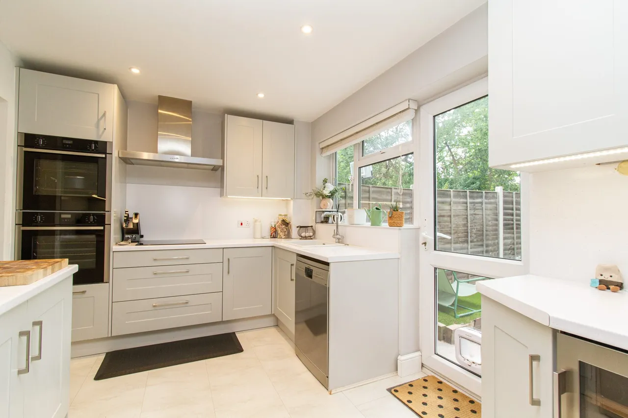 Tavistock Road, Fleet, GU51 4EE, photo 4