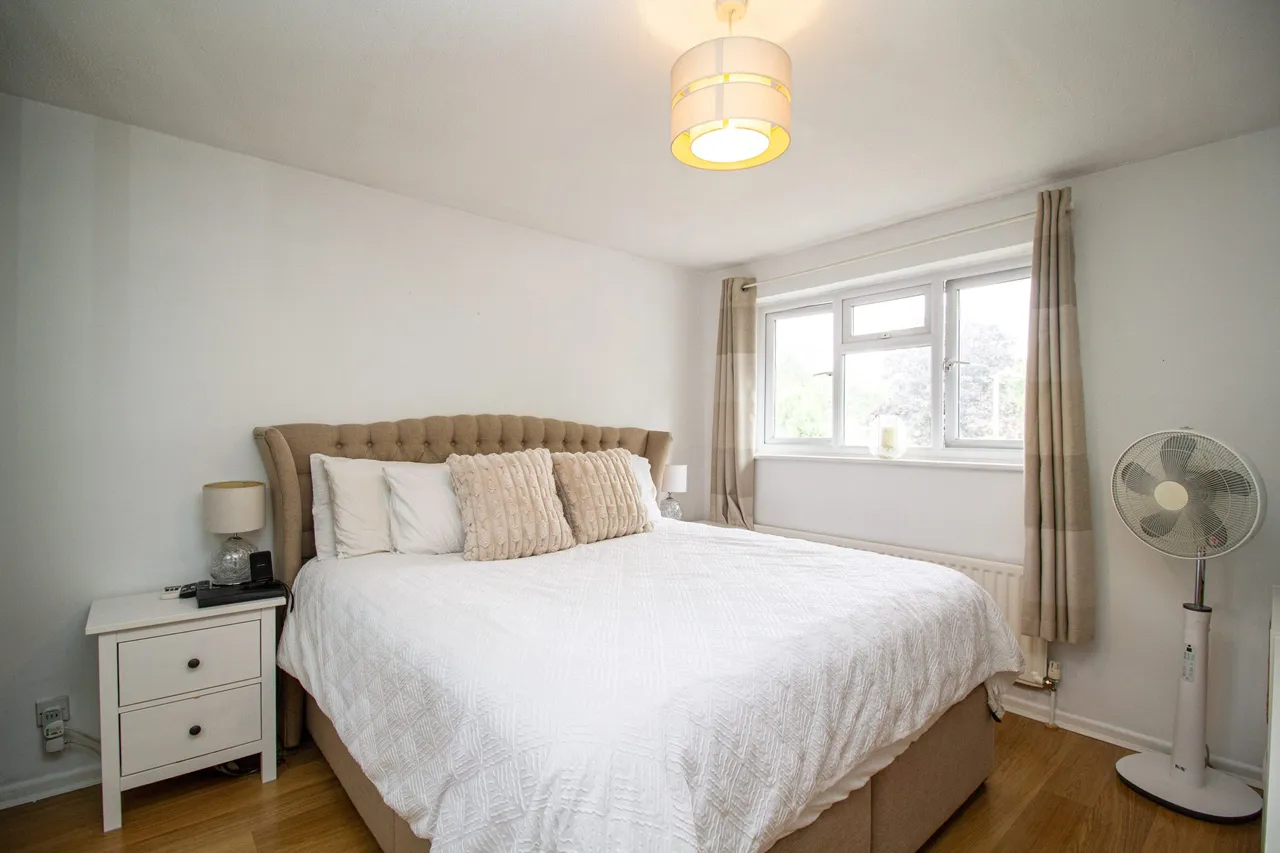 Tavistock Road, Fleet, GU51 4EE, photo 8