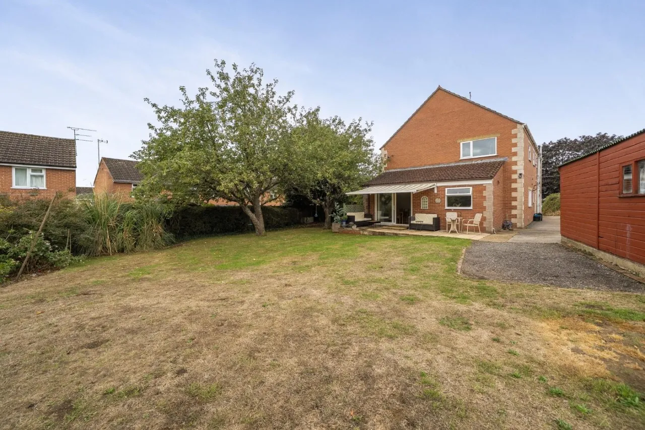 Larkhill Road, Yeovil, BA21, photo 26
