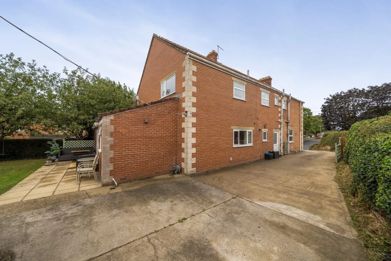 Larkhill Road, Yeovil, BA21, photo 31