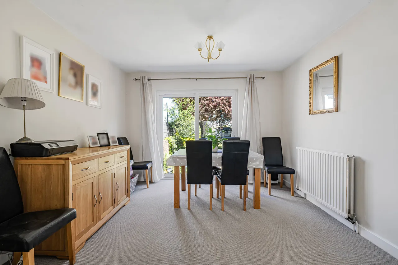 Hythefield Avenue, Egham, TW20, photo 9