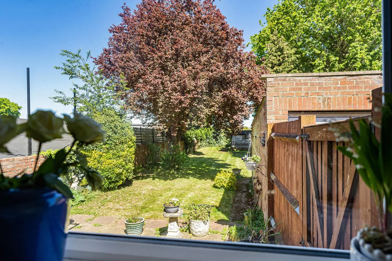 Hythefield Avenue, Egham, TW20, photo 19