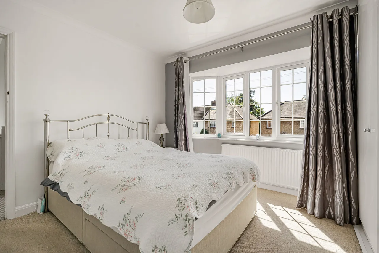 Hythefield Avenue, Egham, TW20, photo 16