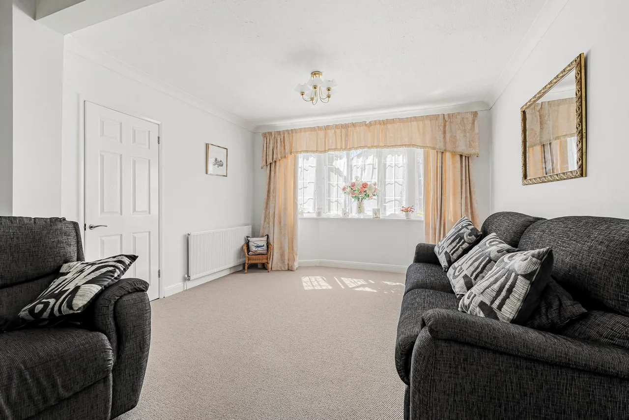 Hythefield Avenue, Egham, TW20, photo 6