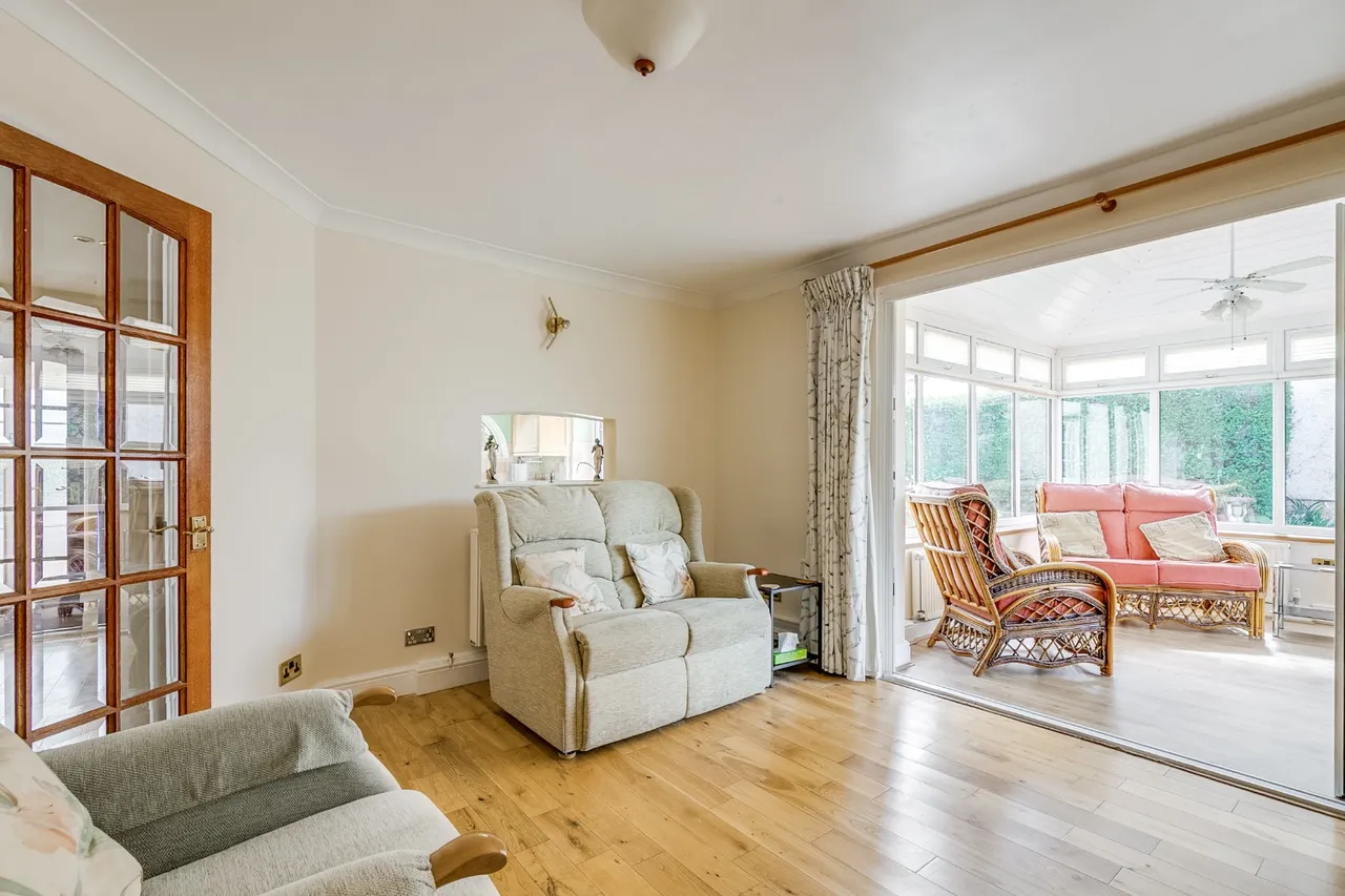 The Quadrant, Letchworth Garden City, SG6, photo 7