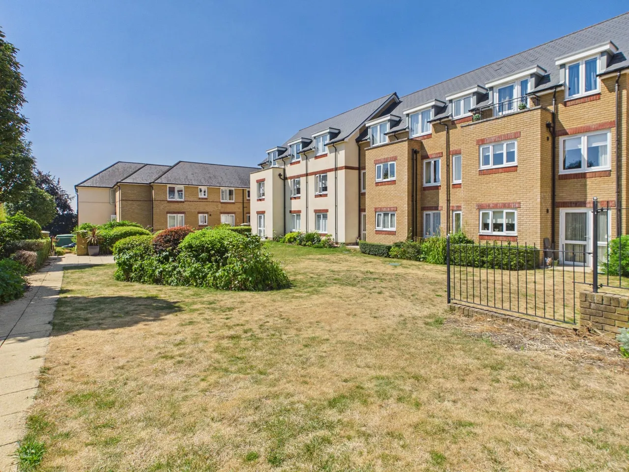Havant Road, Drayton, PO6, photo 18