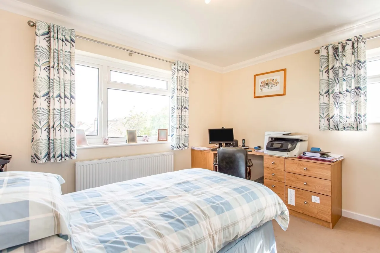Burges Road, Thorpe Bay, Essex, SS1, photo 16