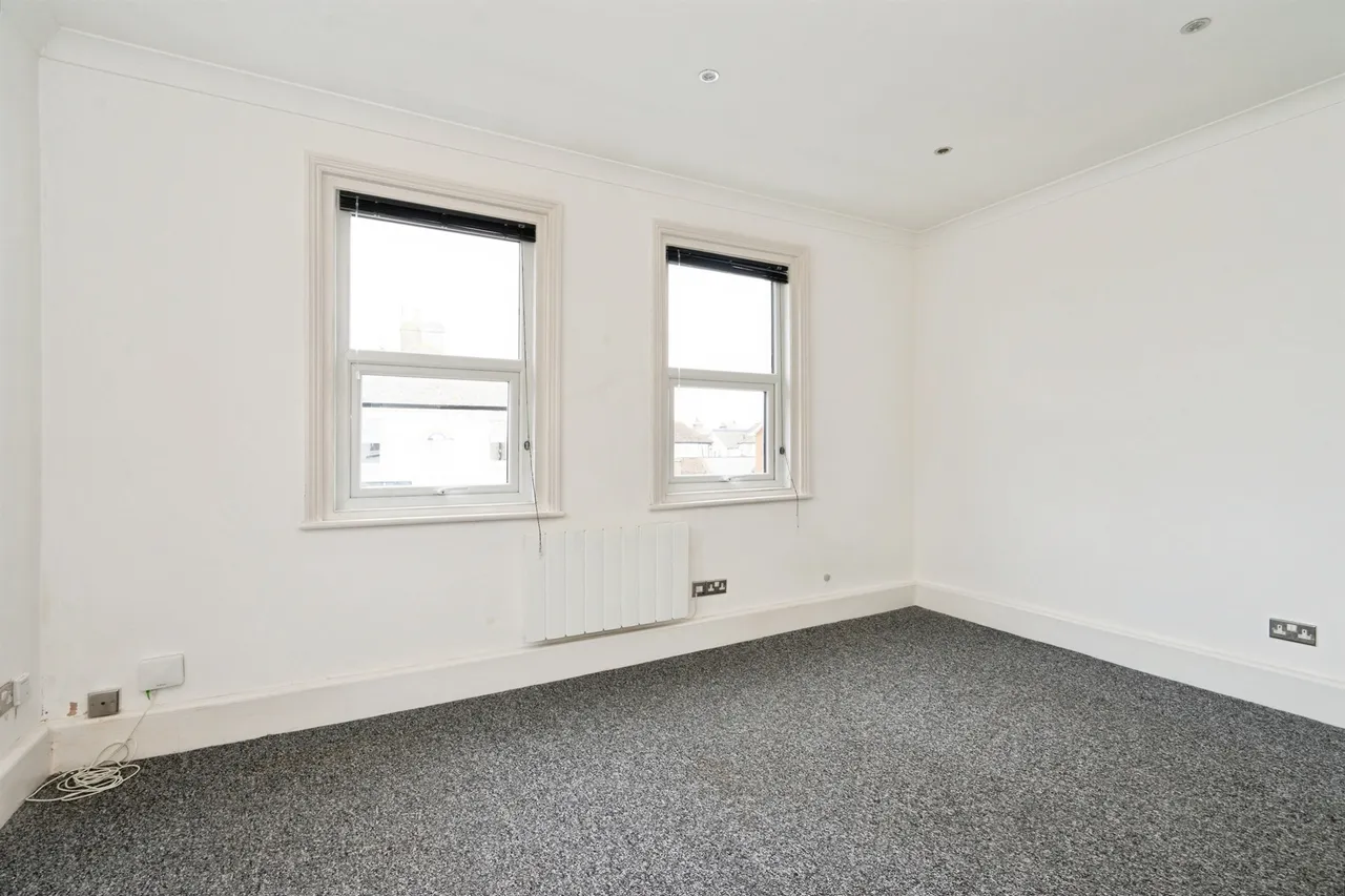Latimer Road, Eastbourne, photo 11