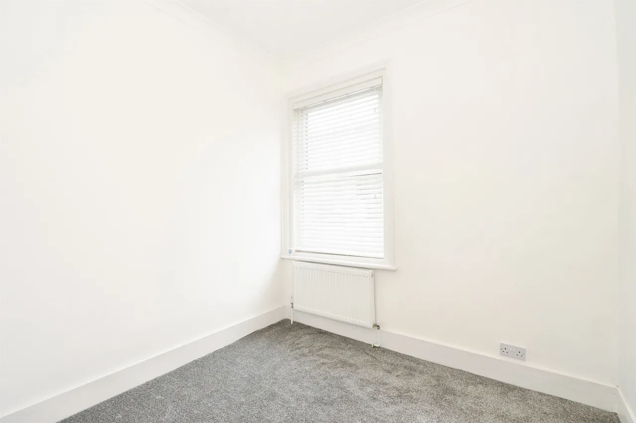 Latimer Road, Eastbourne, photo 6