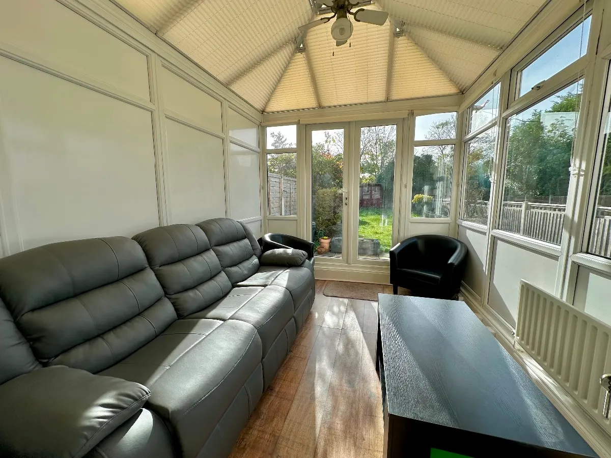 Valence Wood Road, Dagenham, photo 5
