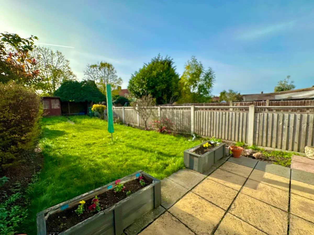 Valence Wood Road, Dagenham, photo 11
